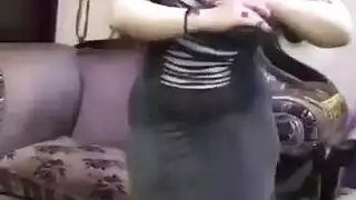 من حلبة الرقص للسرير: فتلات خليجيات ومصريات في حالة شبق