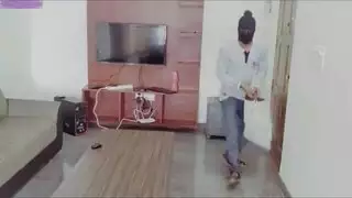 كس ناضج يتم تدميره في جلسة منزلية منفردة