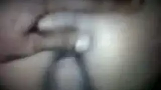 الممثلة الهندية سندورة تئن بصوت عال في شريط جنس عنيف