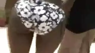 قصص إباحية يمنية ساخنة: قذف داخل المهبل والجنس الفموي العميق