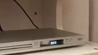 تحديات جنسية حارة: عري وقلة أدب