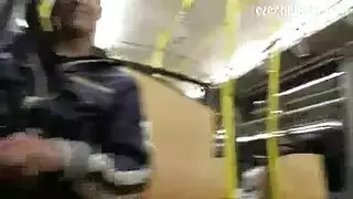 هوس بالفم: استخدام اللسان والشفتين قبل إيلاج مكثف