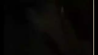 زب افريقي بين قدمي قحبة مراكشية