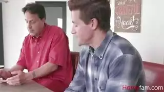 مشهد شرجي وجنس فموي مع أم مثيرة