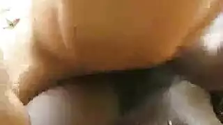 نساء ريفيات زائدات الوزن يخضعن للإيلاج باليد ويقذف على وجوههن