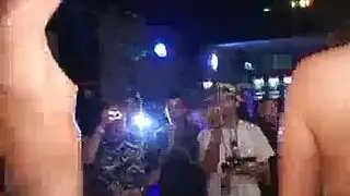 سكس مسيحيات بالكنيسه